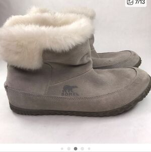Sorel Women's Taupe Suede Winter Boots with Faux Fur